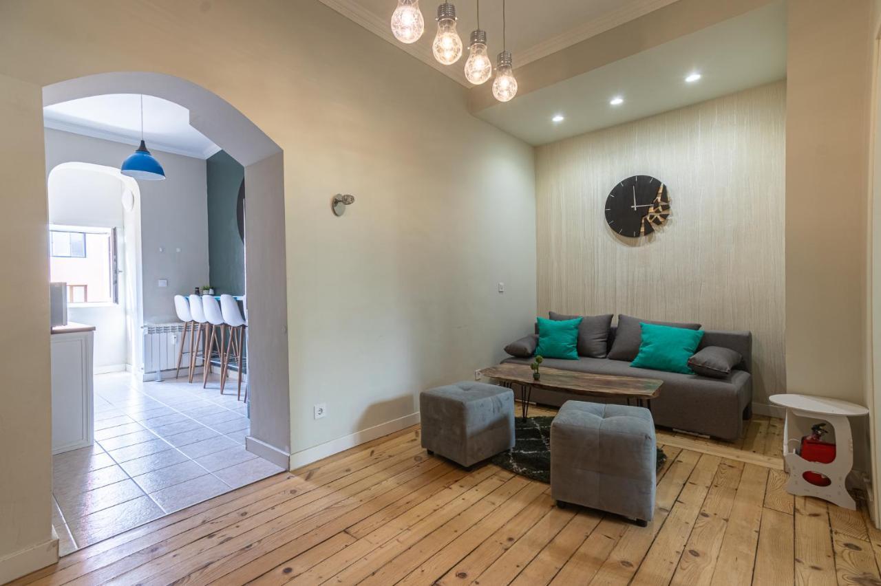 5 Seconds Away From The Main Street, Free Secured Parking Appartement Sofia Buitenkant foto