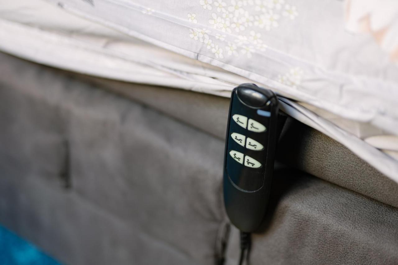5 Seconds Away From The Main Street, Free Secured Parking Appartement Sofia Buitenkant foto